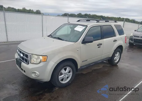 2008 Ford Escape Xlt z USA, uszkodzony, nr VIN 1FMCU93118KC90481